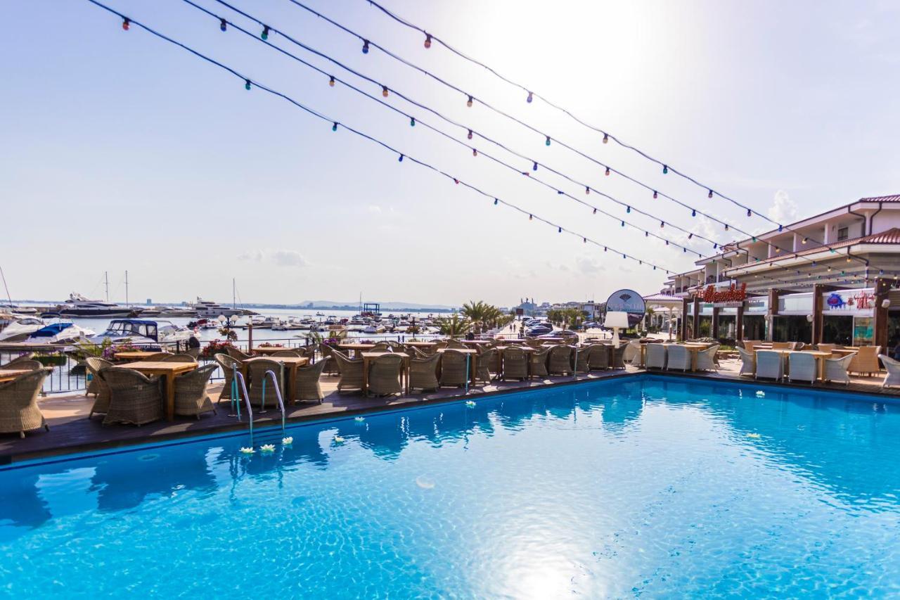 Hotel Palace Marina Dinevi Sveti Vlas Extérieur photo