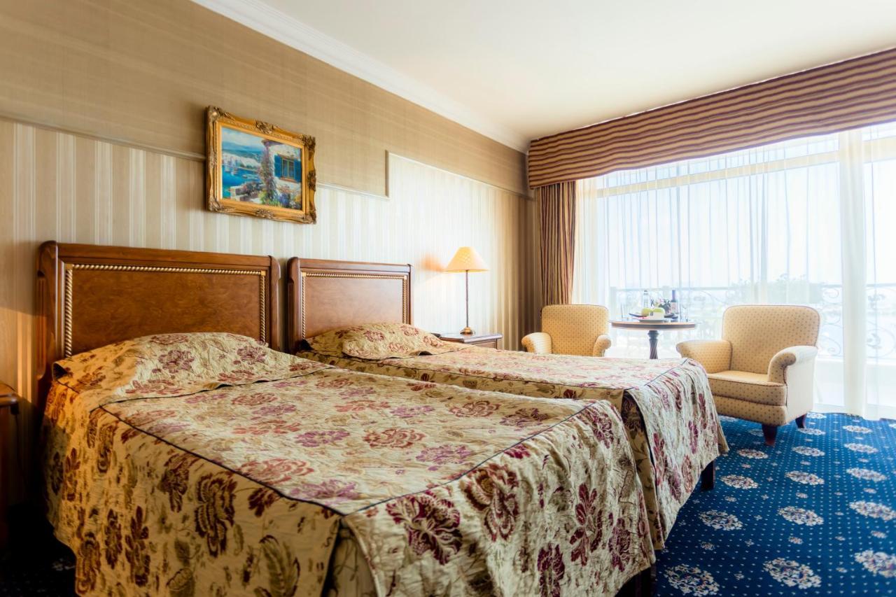 Hotel Palace Marina Dinevi Sveti Vlas Extérieur photo