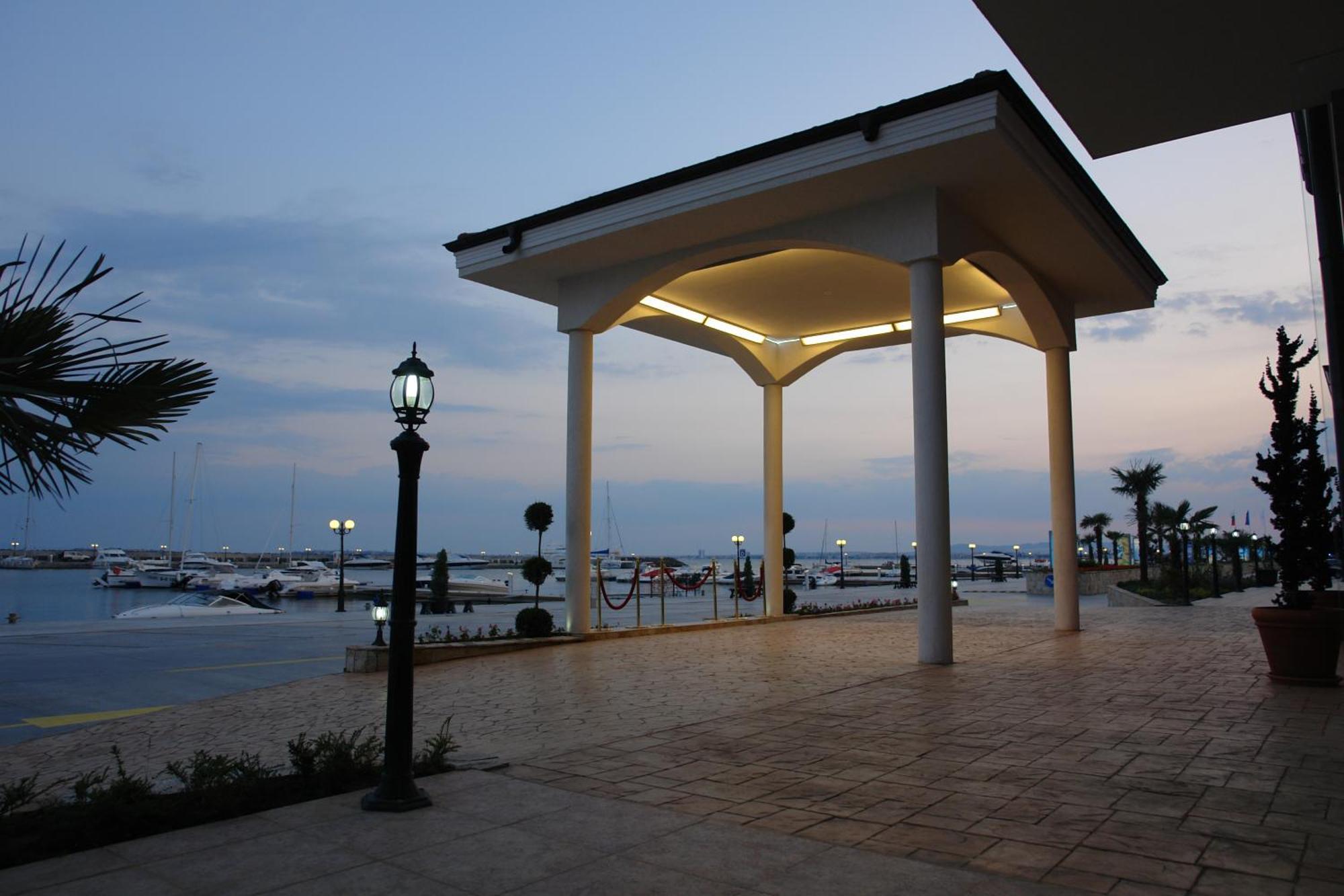 Hotel Palace Marina Dinevi Sveti Vlas Extérieur photo