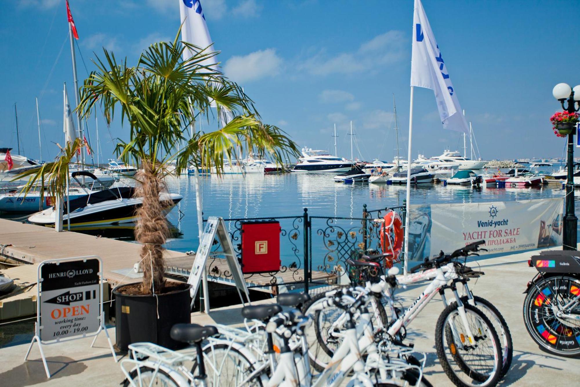 Hotel Palace Marina Dinevi Sveti Vlas Extérieur photo