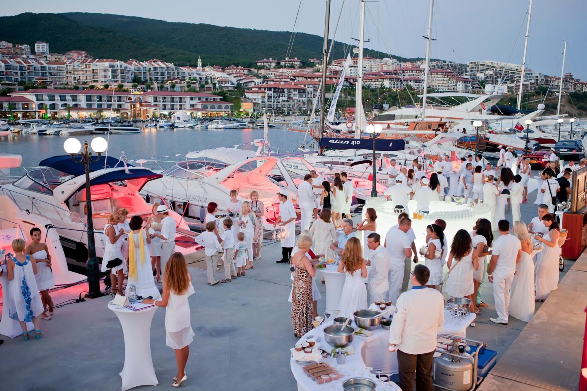 Hotel Palace Marina Dinevi Sveti Vlas Extérieur photo