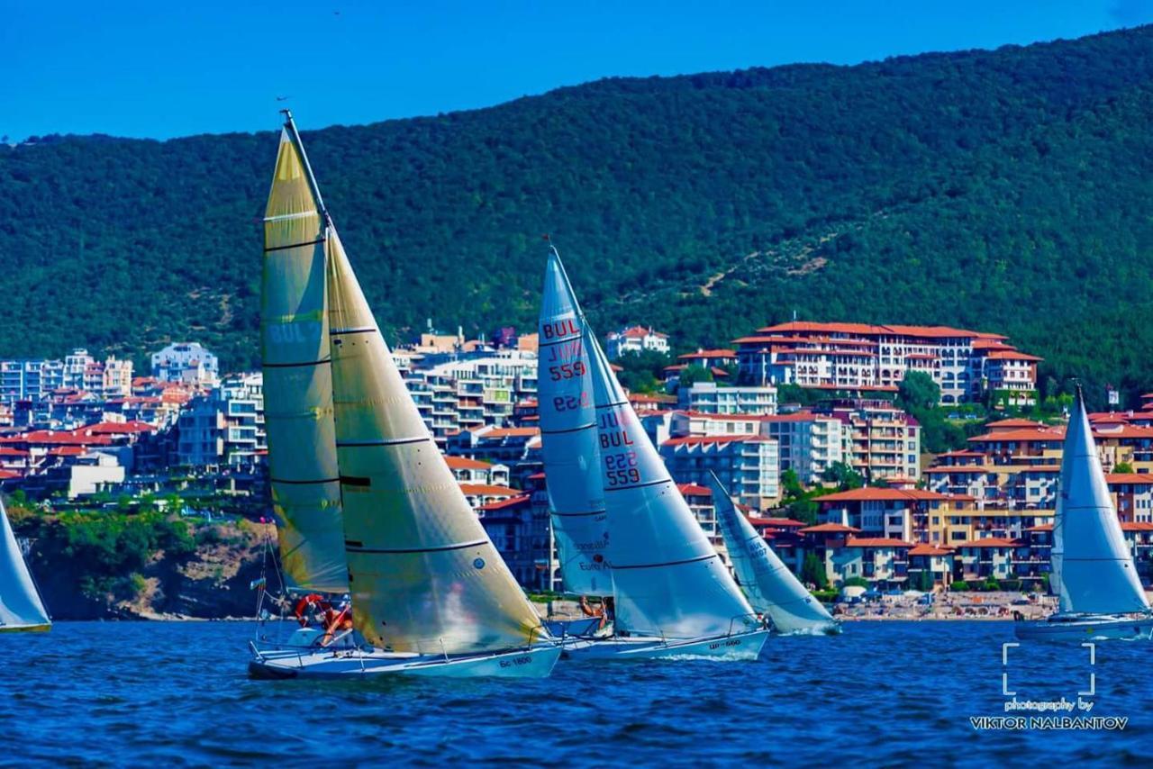 Hotel Palace Marina Dinevi Sveti Vlas Extérieur photo